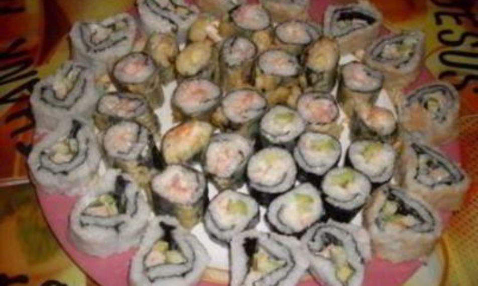 Рецепт роллов горячих с креветками и майонезом