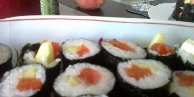 роллы и гунканы