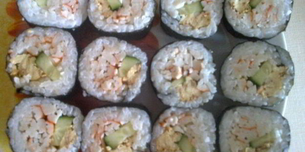 роллы и гунканы