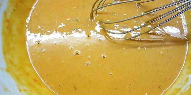 роллы из тыквы со шпинатом, копченостями и фисташковым майонезом