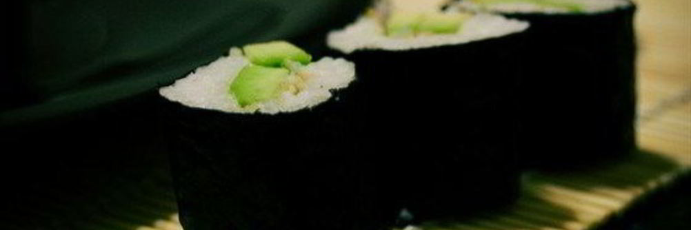 Роллы с авокадо