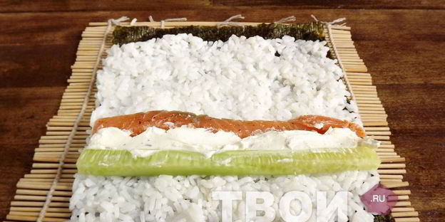 роллы с семгой