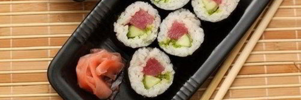 Роллы со свежим огурцом и тунцом