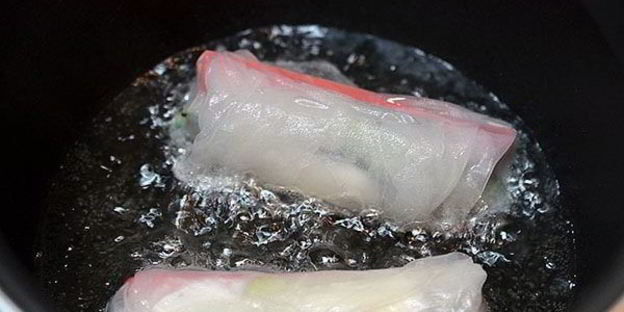 спринг-роллы с крабовыми палочками