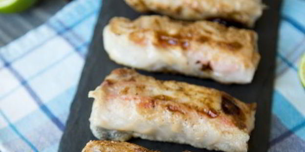 спринг-роллы с курицей