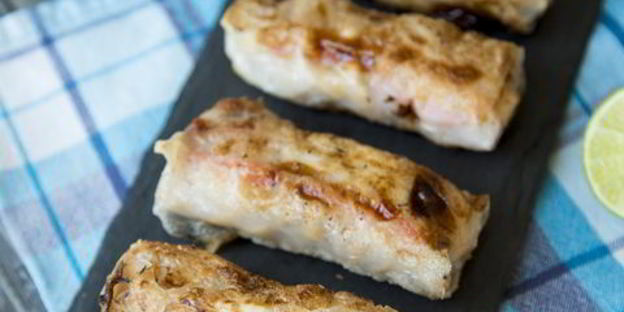 спринг-роллы с курицей