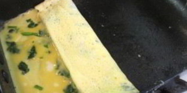 яичный ролл на завтрак