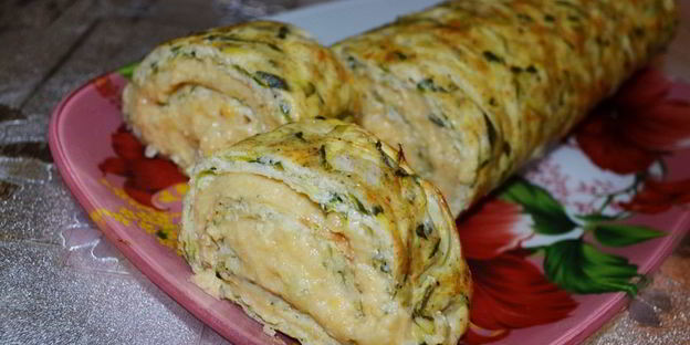 кабачковый рулет с чечевицей