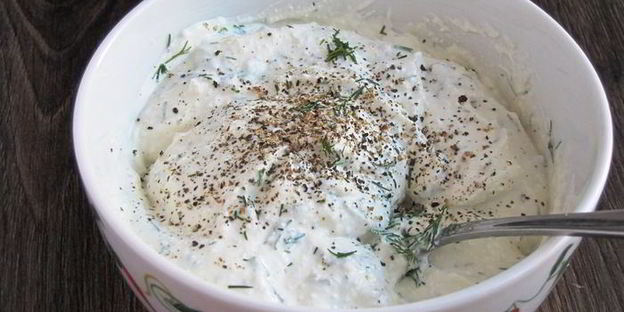 кабачковый рулет с творожной начинкой