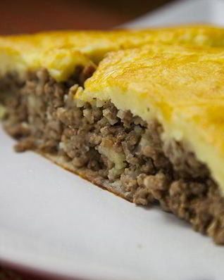 Картофельный рулет с мясом