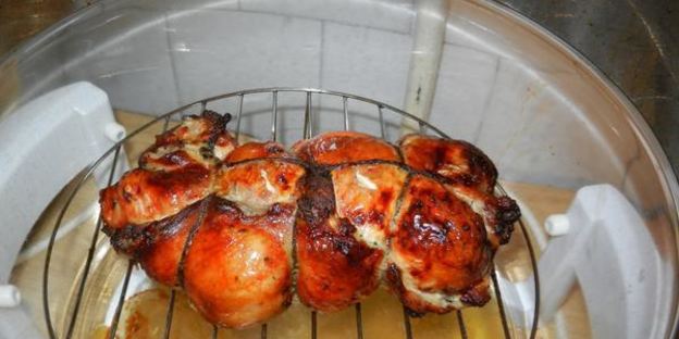 куриный рулет с белыми грибами и овощами