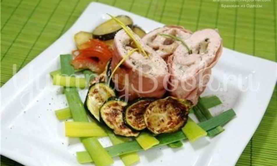 Рецепт куриного рулета с горгонзолой