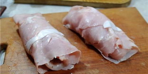 куриный рулет с горгонзолой