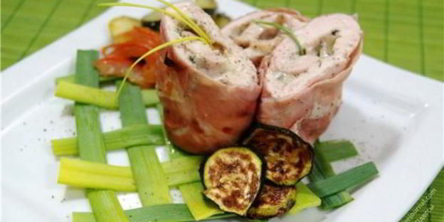 куриный рулет с горгонзолой
