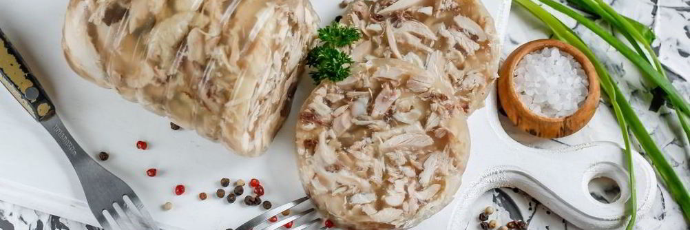 Куриный рулет в бутылке