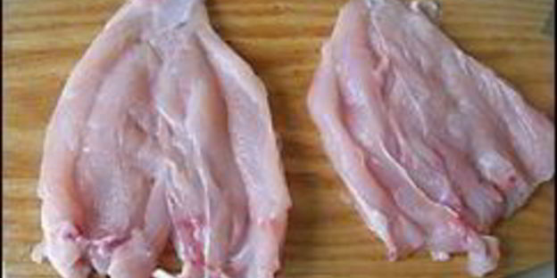 куриные рулетики с сырной начинкой запеченные с картошкой под сливочным соусом