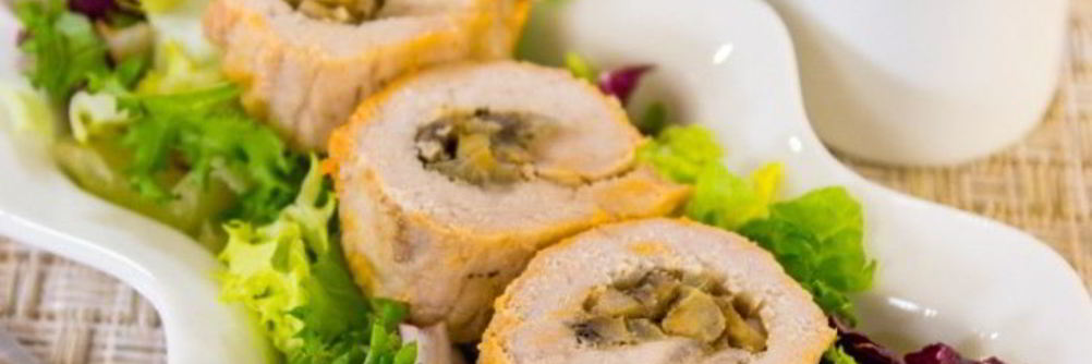 Мясные рулетики с грибной начинкой