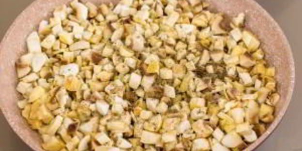 мясные рулетики с грибной начинкой