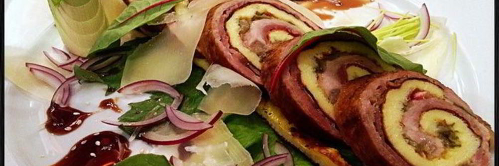 Мясные рулеты с омлетом из тыквы