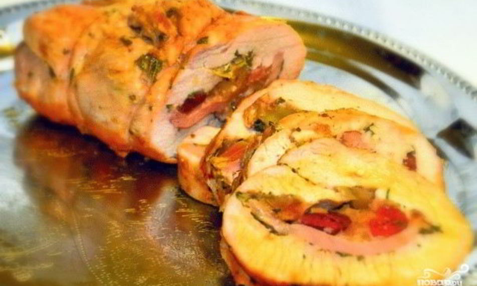 Рецепт рулета из индейки с яблоком