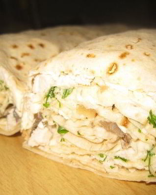 Рулет из лаваша с майонезом