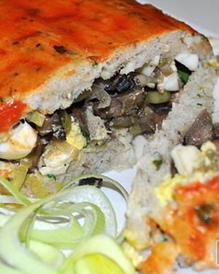 Рулет из рыбного фарша с грибами