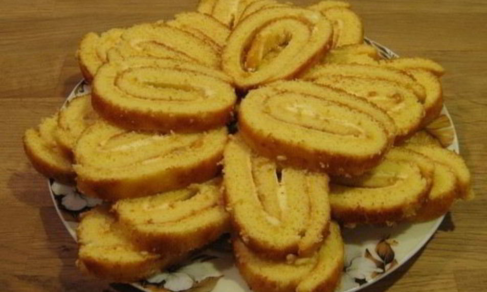 Рецепт рулета на сгущенном молоке