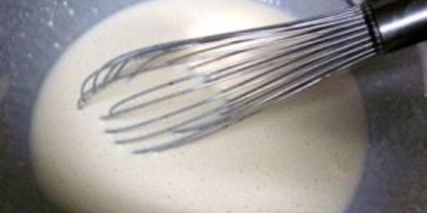 рулетики из блинов с семгой