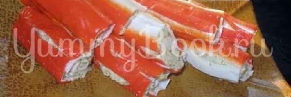 Рулетики из крабовых палочек с сыром