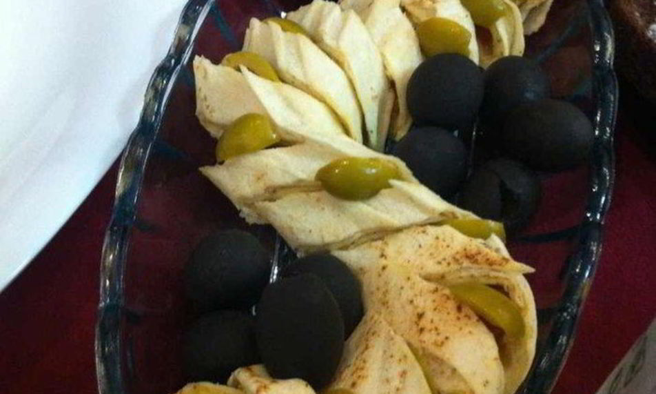 Рецепт рулетиков с семгой