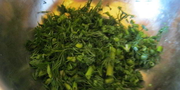 рулетики с творожным сыром и зеленью