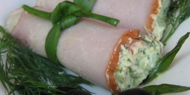 рулетики с творожным сыром и зеленью