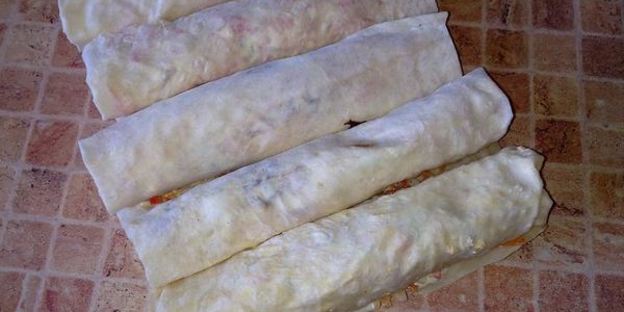 рулеты с крабовыми палочками