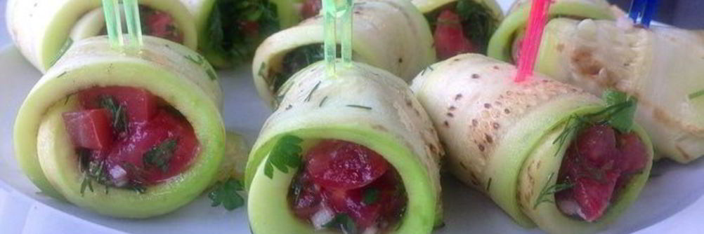 Сочные рулеты из кабачков-гриль