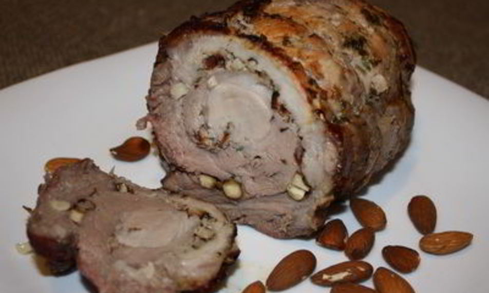 Рецепт свиного рулета с миндалем