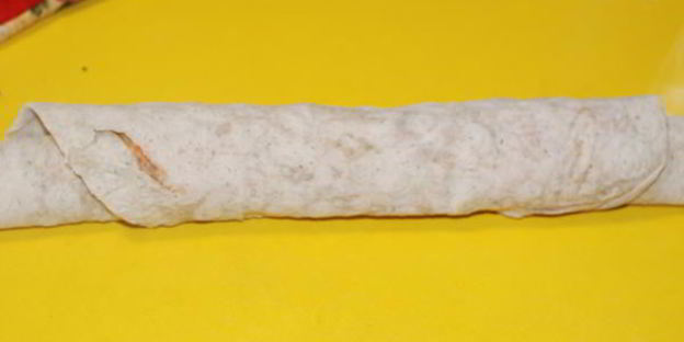 теплые рулетики с мясом и грибами