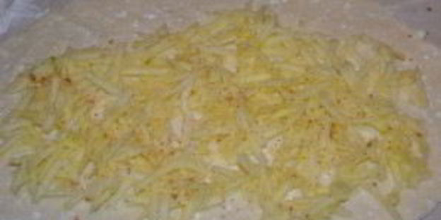 творожный рулет с яблоками