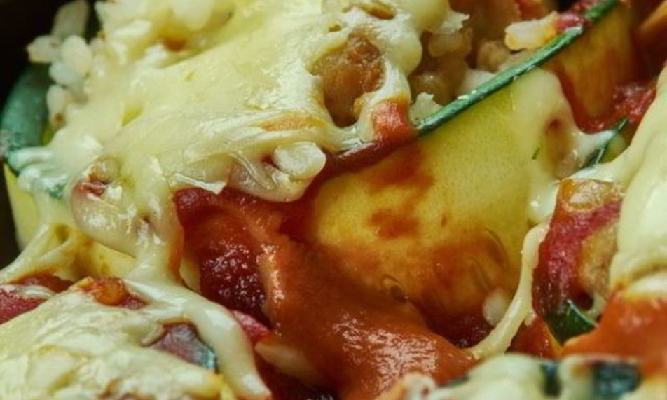 Рецепт запеченных рулетиков из кабачков с сыром