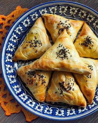 Самса из слоеного дрожжевого теста