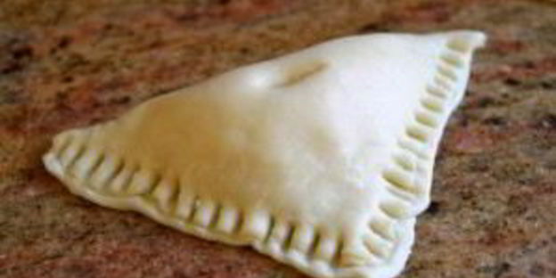 самса из слоеного теста с сыром