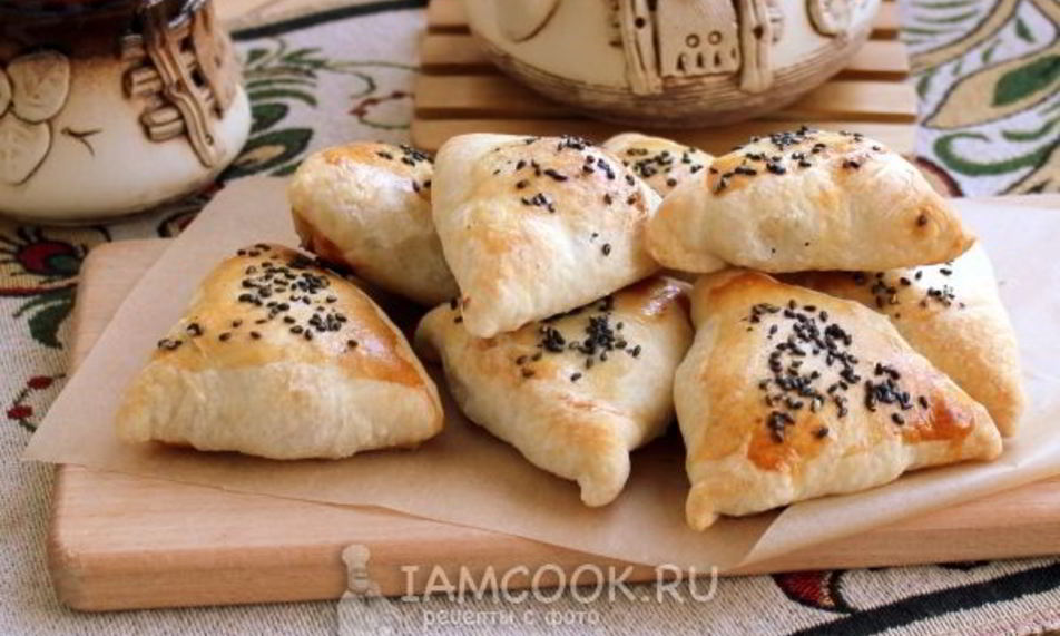 Рецепт самсы из слоеного теста