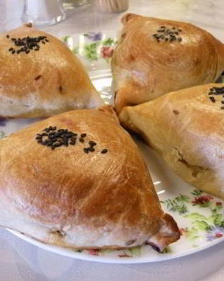 Самса с фаршем и картошкой