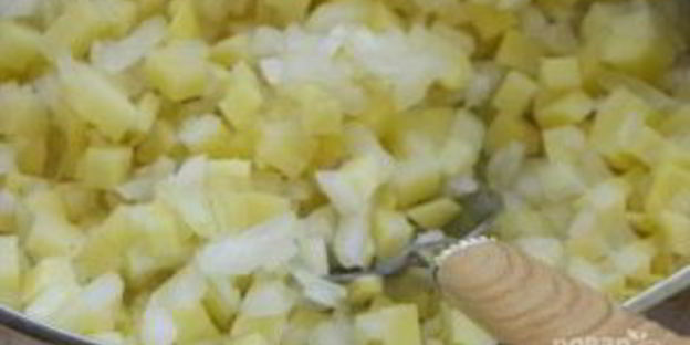 самса слоеная с картофелем