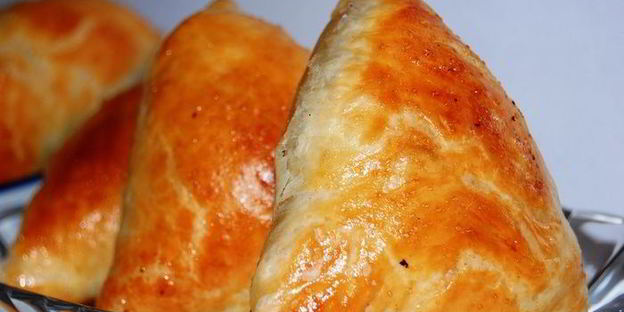 самса слоеная с мясом