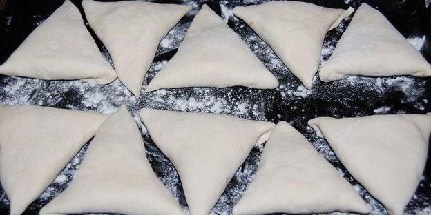 самса слоеная с мясом