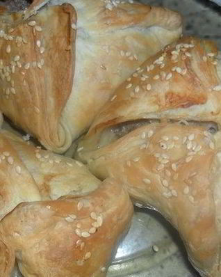 Слоеная самса с мясом