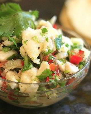 Севиче из рыбы, креветки и гребешков