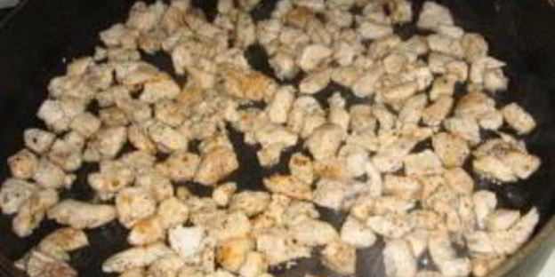 шаурма по-домашнему с колбасой