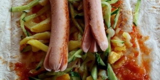 шаурма с сосиской