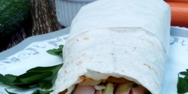 шаурма с сосиской